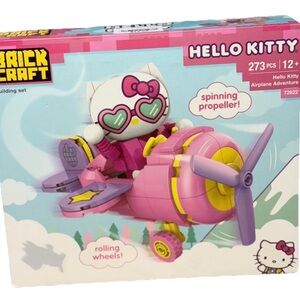 Hello Kitty Airplane Adventure Building Set - Pink and Yellow